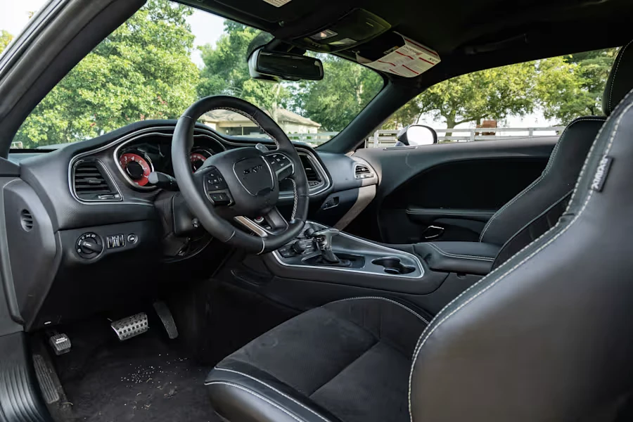 2015 Dodge Challenger SRT Hellcat 3rd Gen - Image 20 of 31