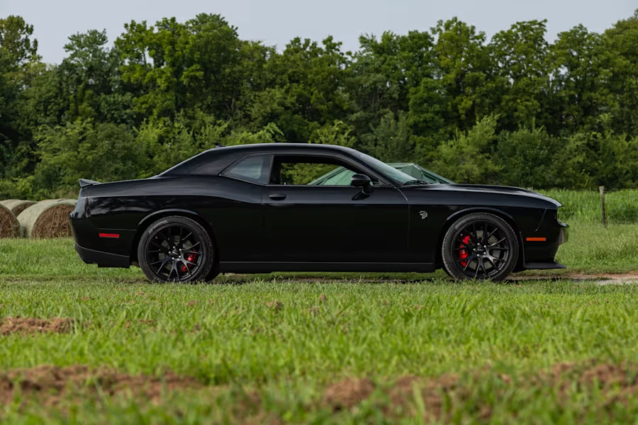 2015 Dodge Challenger SRT Hellcat 3rd Gen - Image 15 of 31