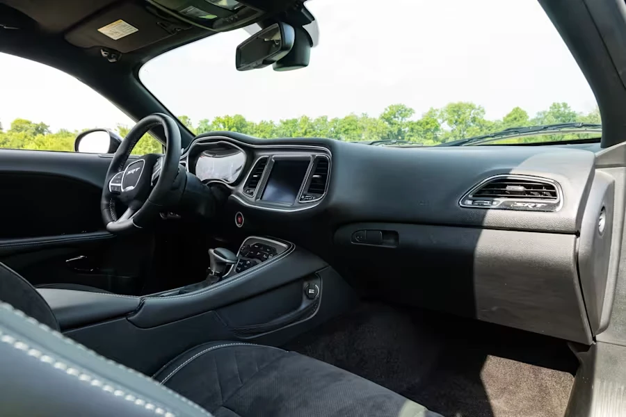 2015 Dodge Challenger SRT Hellcat 3rd Gen - Image 19 of 31