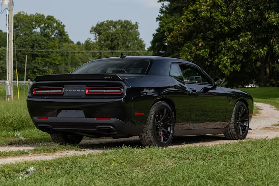 2015 Dodge Challenger SRT Hellcat 3rd Gen - Image 3 of 31