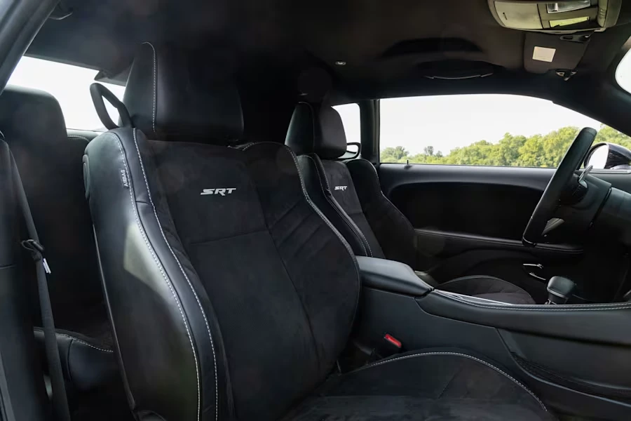 2015 Dodge Challenger SRT Hellcat 3rd Gen - Image 24 of 31
