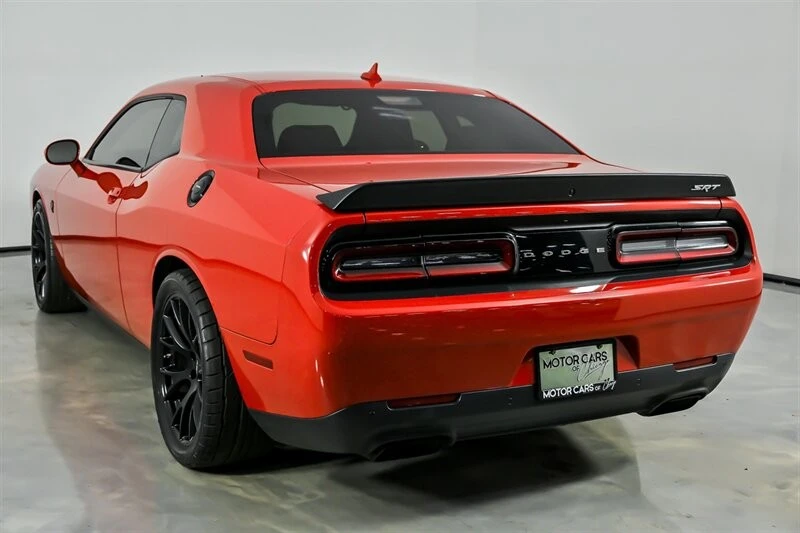 2015 Dodge Challenger SRT Hellcat 3rd Gen - Image 10 of 21