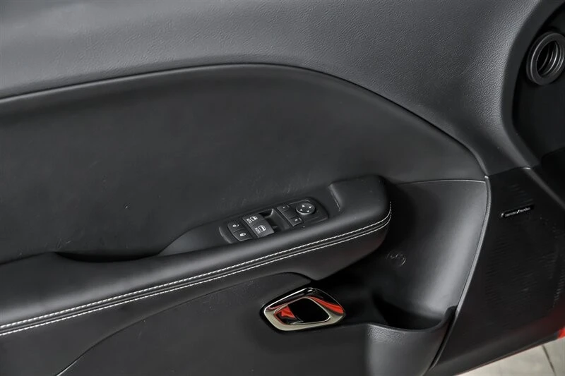 2015 Dodge Challenger SRT Hellcat 3rd Gen - Image 17 of 21