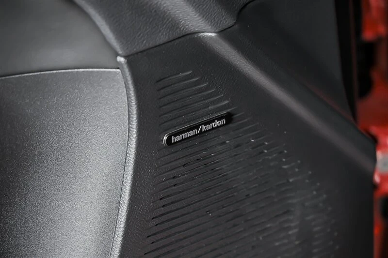2015 Dodge Challenger SRT Hellcat 3rd Gen - Image 18 of 21