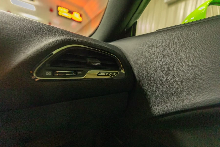 2015 Dodge Challenger SRT Hellcat 3rd Gen - Image 9 of 13
