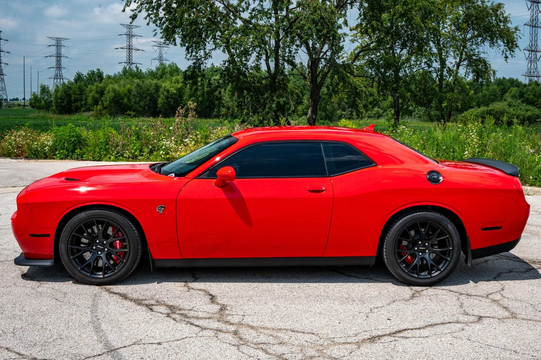 2015 Dodge Challenger SRT Hellcat 3rd Gen - Image 3 of 31
