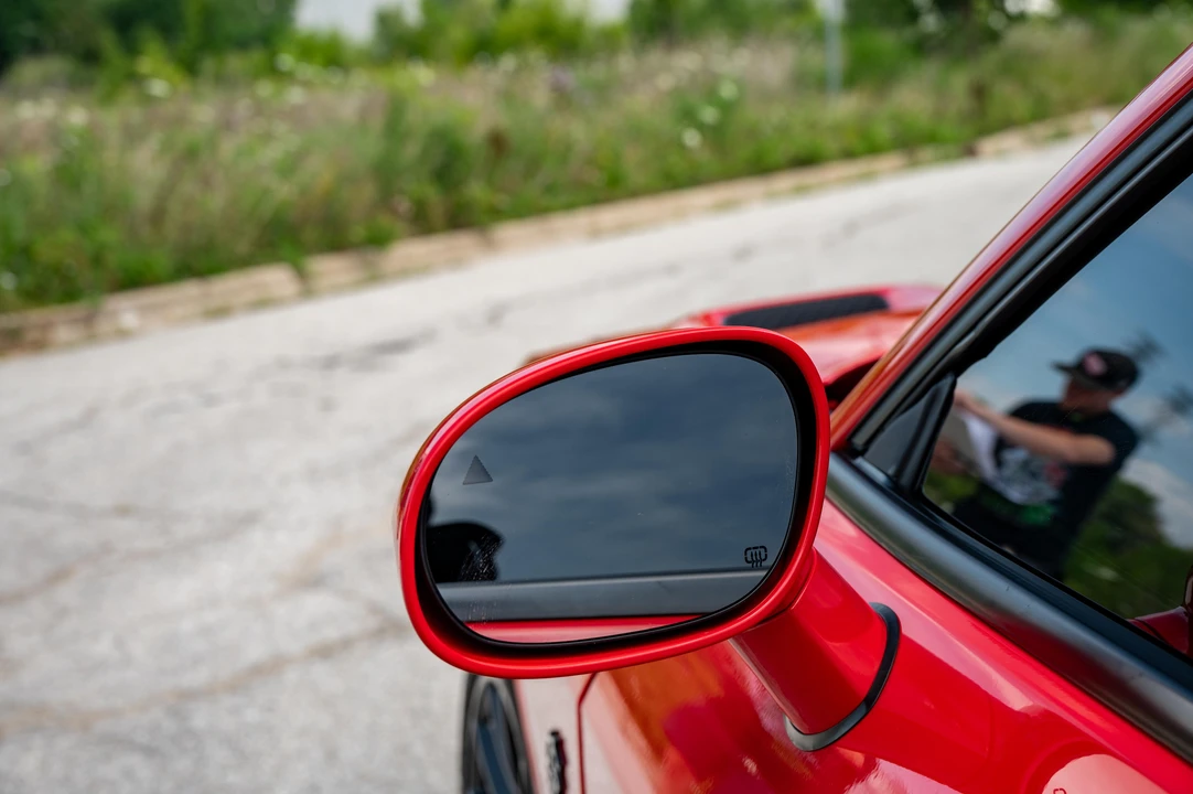 2015 Dodge Challenger SRT Hellcat 3rd Gen - Image 19 of 31
