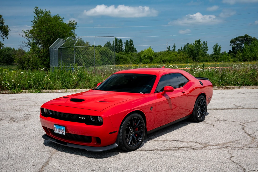 2015 Dodge Challenger SRT Hellcat 3rd Gen - Image 8 of 31