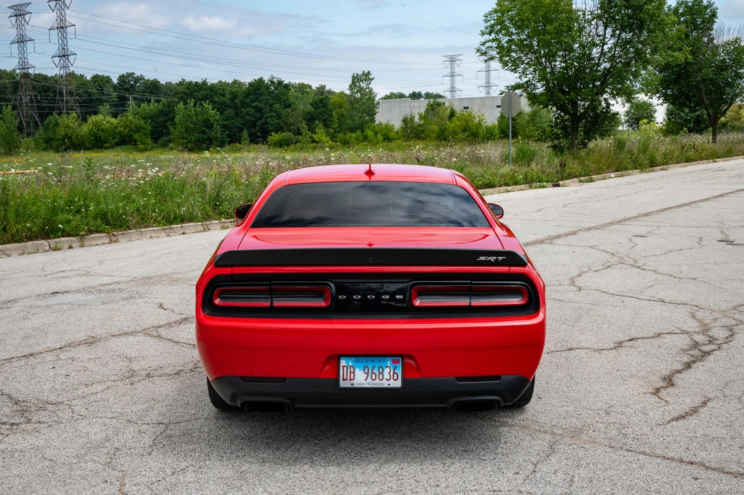 2015 Dodge Challenger SRT Hellcat 3rd Gen - Image 10 of 31