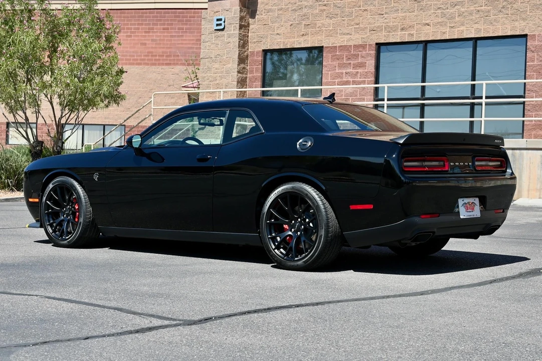 2015 Dodge Challenger SRT Hellcat 3rd Gen - Image 7 of 21