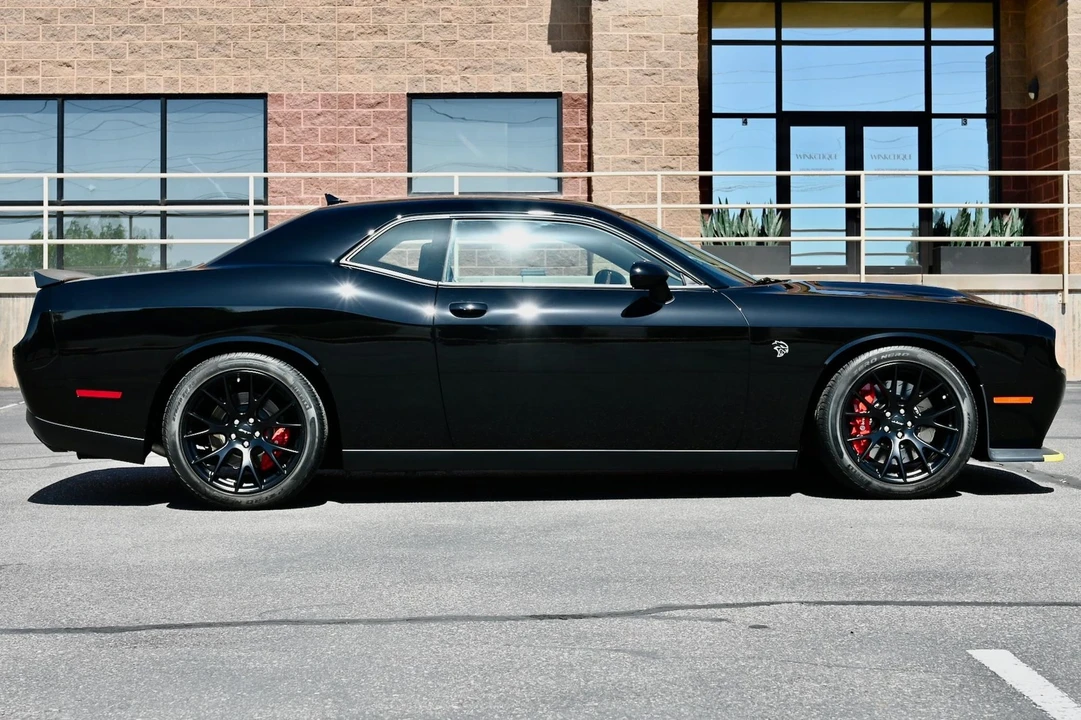 2015 Dodge Challenger SRT Hellcat 3rd Gen - Image 17 of 21