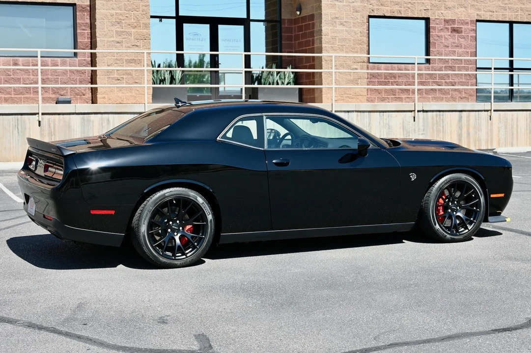 2015 Dodge Challenger SRT Hellcat 3rd Gen - Image 16 of 21