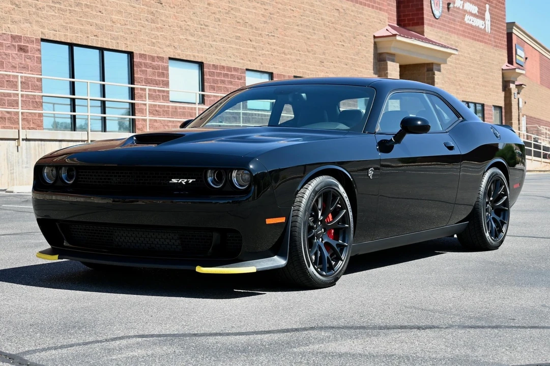 2015 Dodge Challenger SRT Hellcat 3rd Gen - Image 4 of 21