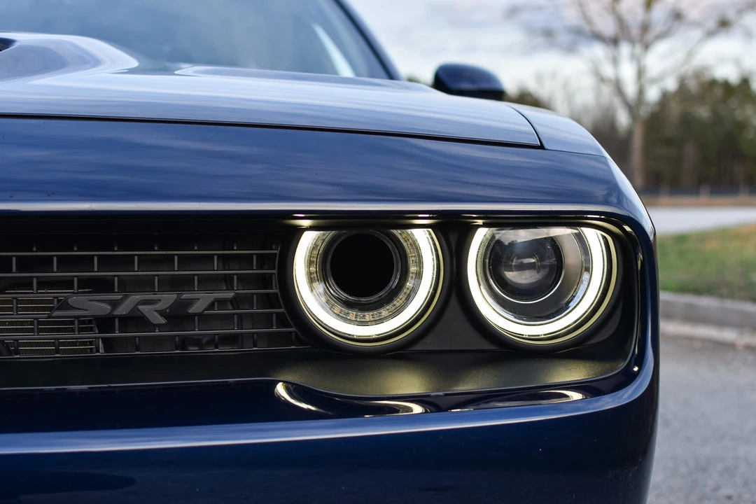 2015 Dodge Challenger SRT Hellcat 3rd Gen - Image 17 of 31