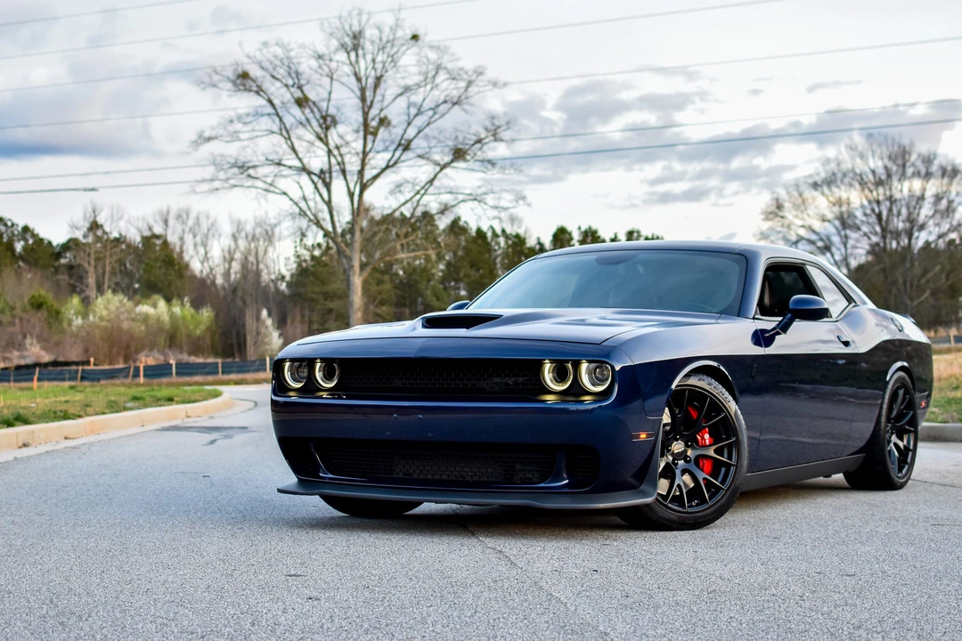 2015 Dodge Challenger SRT Hellcat 3rd Gen - Image 5 of 31