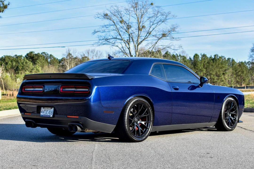 2015 Dodge Challenger SRT Hellcat 3rd Gen - Image 12 of 31