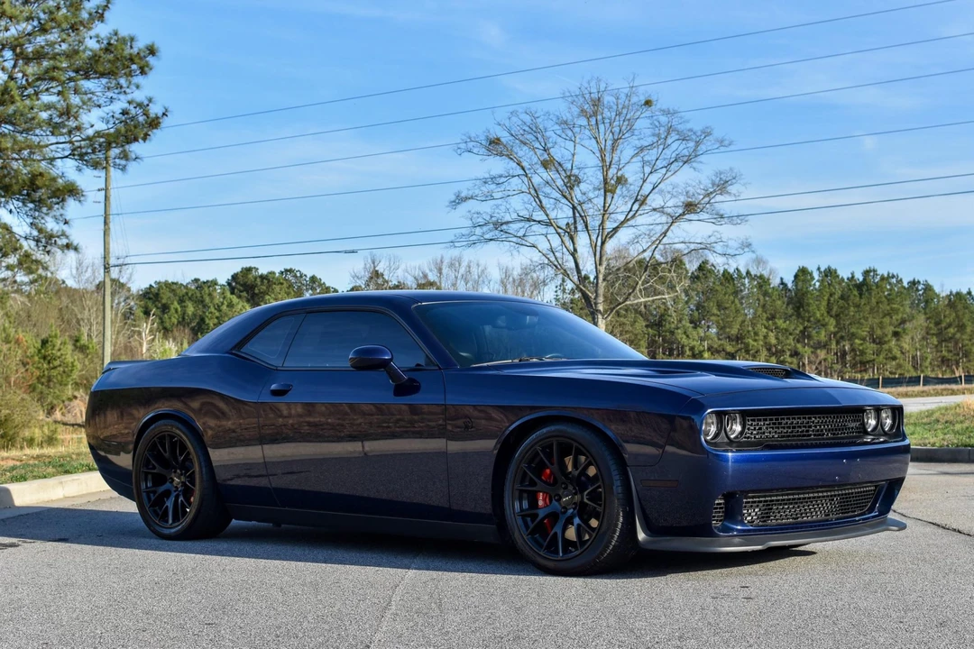 2015 Dodge Challenger SRT Hellcat 3rd Gen - Image 10 of 31