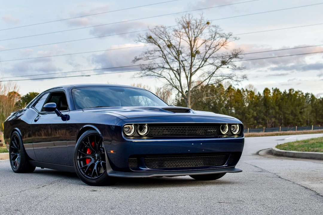 2015 Dodge Challenger SRT Hellcat 3rd Gen - Image 9 of 31
