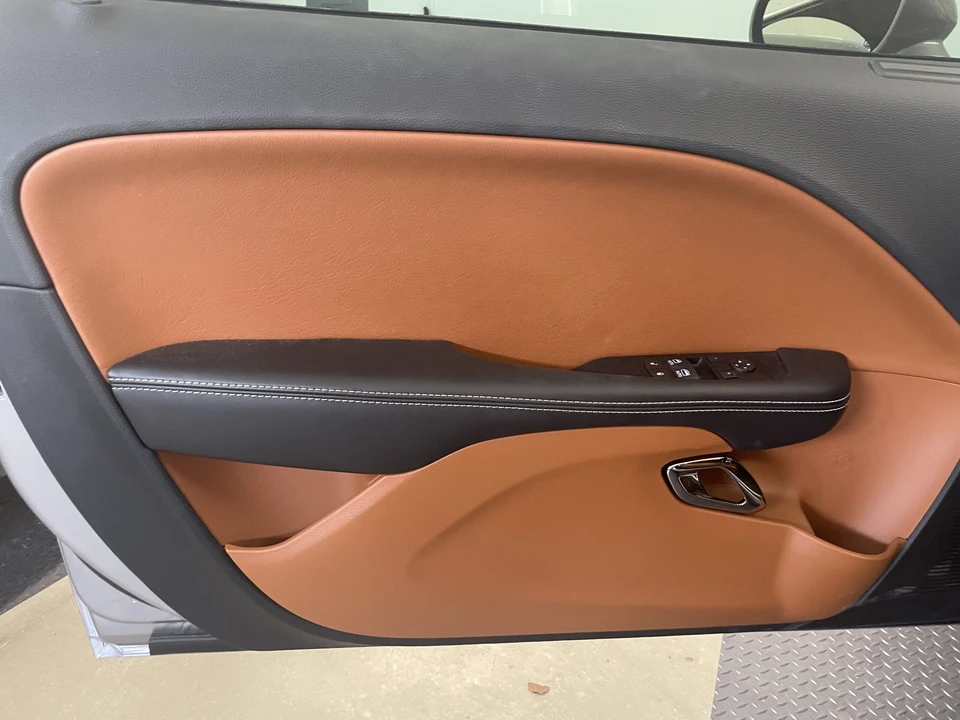 2015 Dodge Challenger SRT Hellcat 3rd Gen - Image 2 of 15