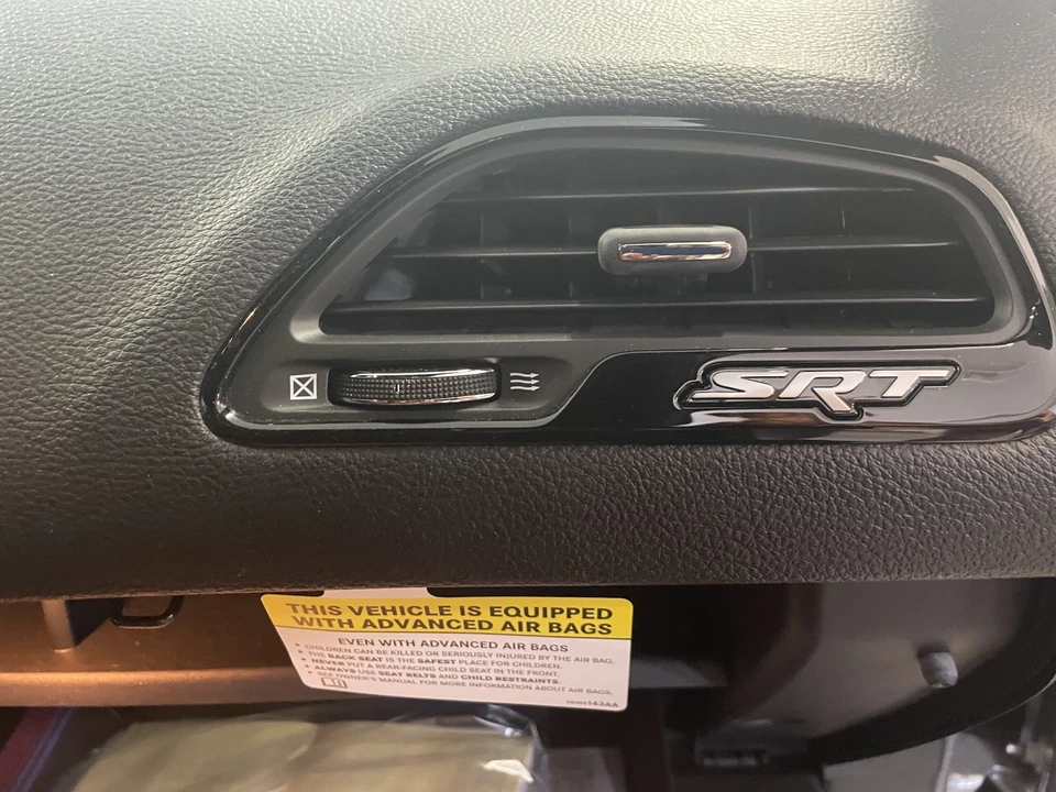 2015 Dodge Challenger SRT Hellcat 3rd Gen - Image 7 of 15