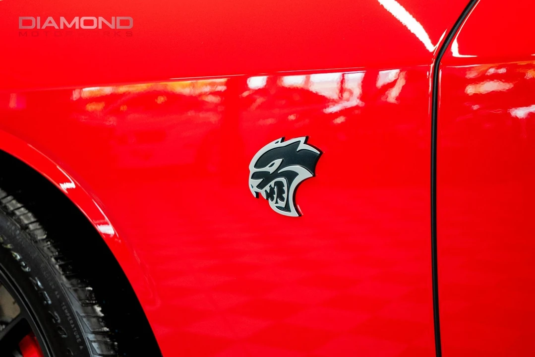 2015 Dodge Challenger SRT Hellcat 3rd Gen - Image 5 of 31