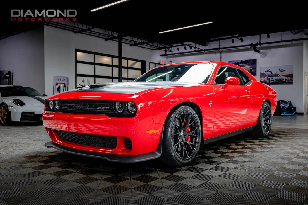 2015 Dodge Challenger SRT Hellcat 3rd Gen - Image 11 of 31