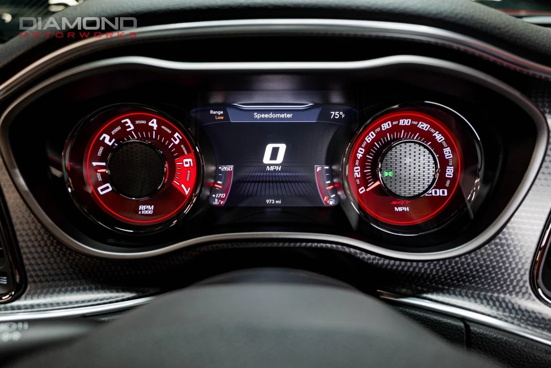 2015 Dodge Challenger SRT Hellcat 3rd Gen - Image 16 of 31