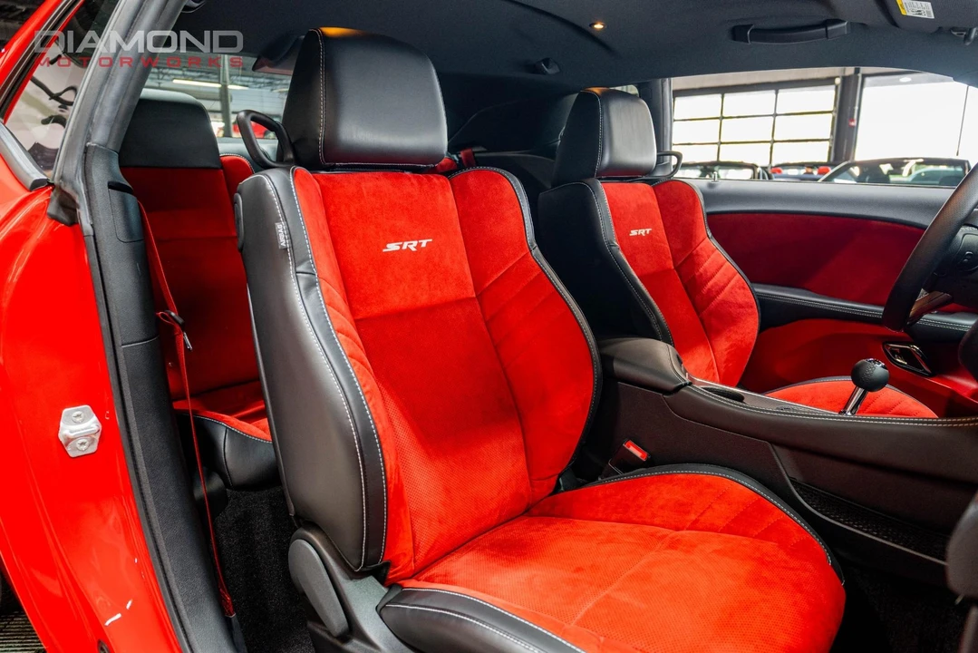 2015 Dodge Challenger SRT Hellcat 3rd Gen - Image 17 of 31