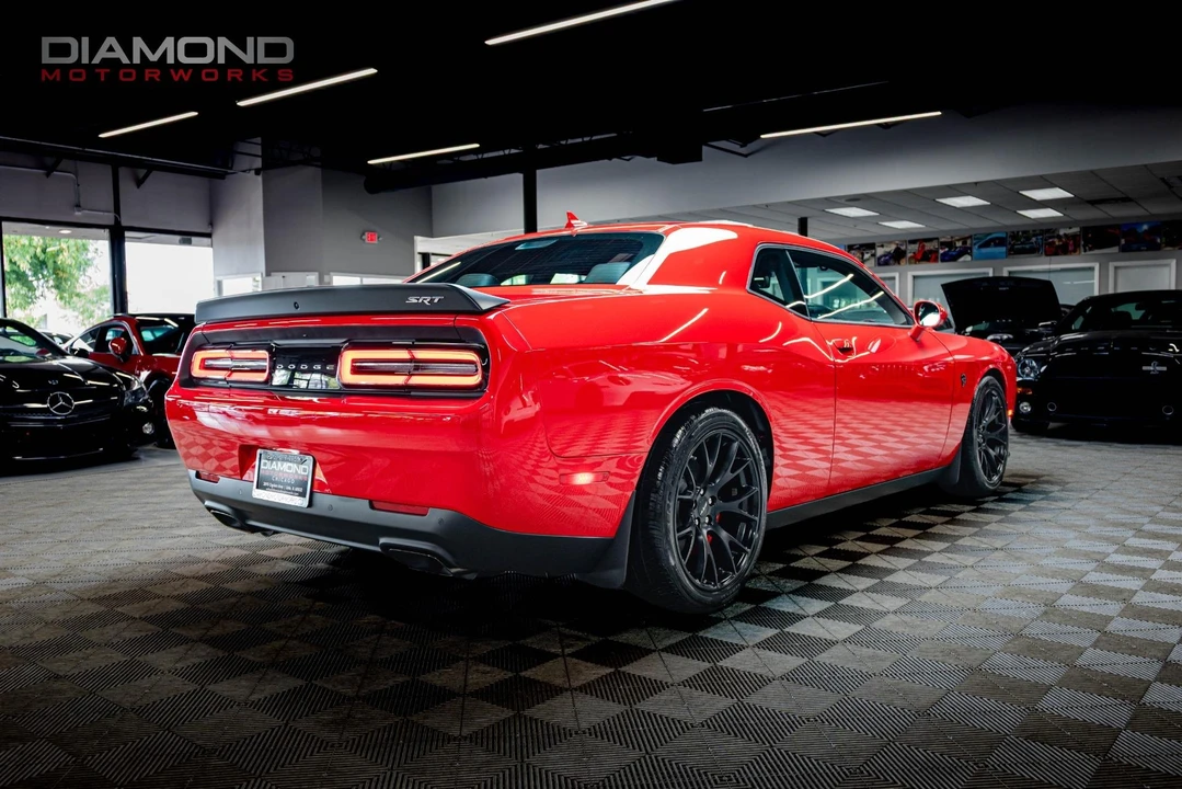 2015 Dodge Challenger SRT Hellcat 3rd Gen - Image 20 of 31