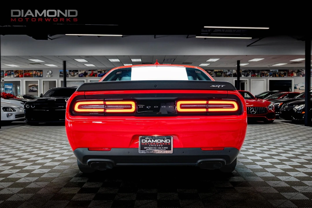 2015 Dodge Challenger SRT Hellcat 3rd Gen - Image 21 of 31