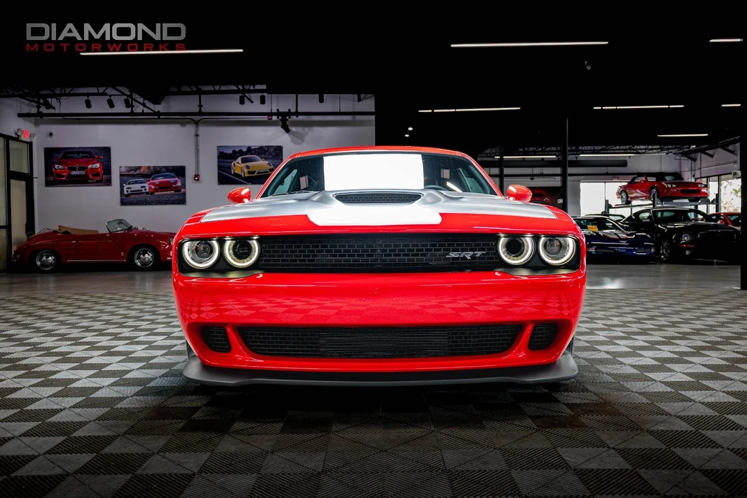 2015 Dodge Challenger SRT Hellcat 3rd Gen - Image 23 of 31