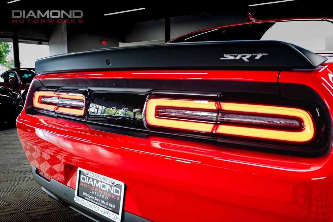 2015 Dodge Challenger SRT Hellcat 3rd Gen - Image 26 of 31