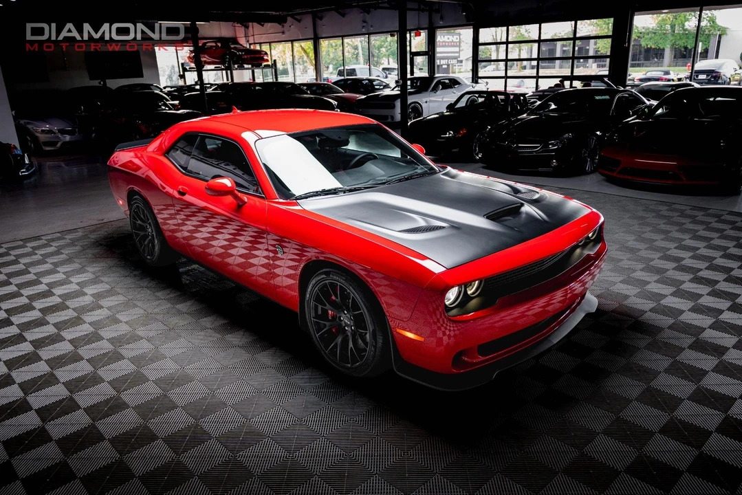 2015 Dodge Challenger SRT Hellcat 3rd Gen - Image 27 of 31