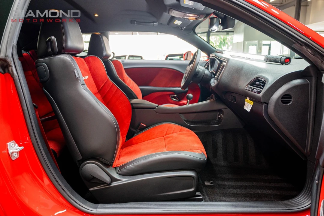 2015 Dodge Challenger SRT Hellcat 3rd Gen - Image 31 of 31