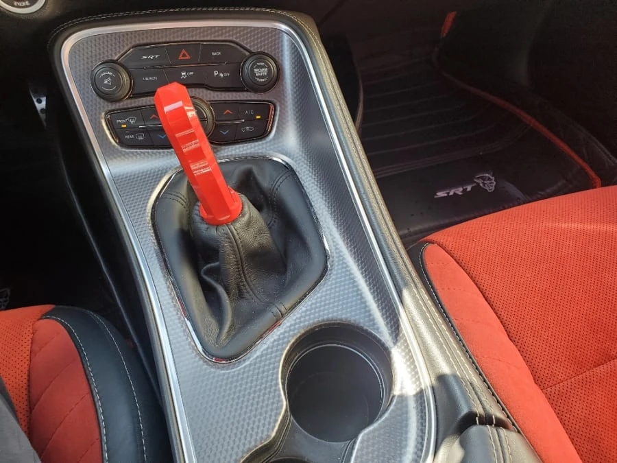 2015 Dodge Challenger SRT Hellcat 3rd Gen - Image 24 of 28