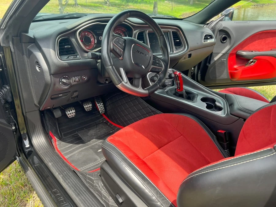 2015 Dodge Challenger SRT Hellcat 3rd Gen - Image 18 of 29