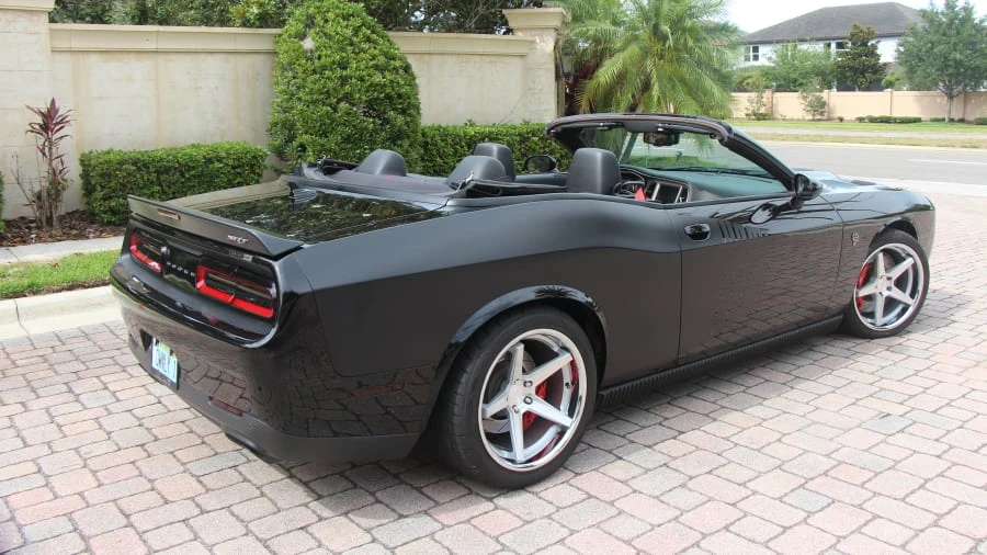 2015 Dodge Challenger SRT Hellcat 3rd Gen - Image 3 of 29