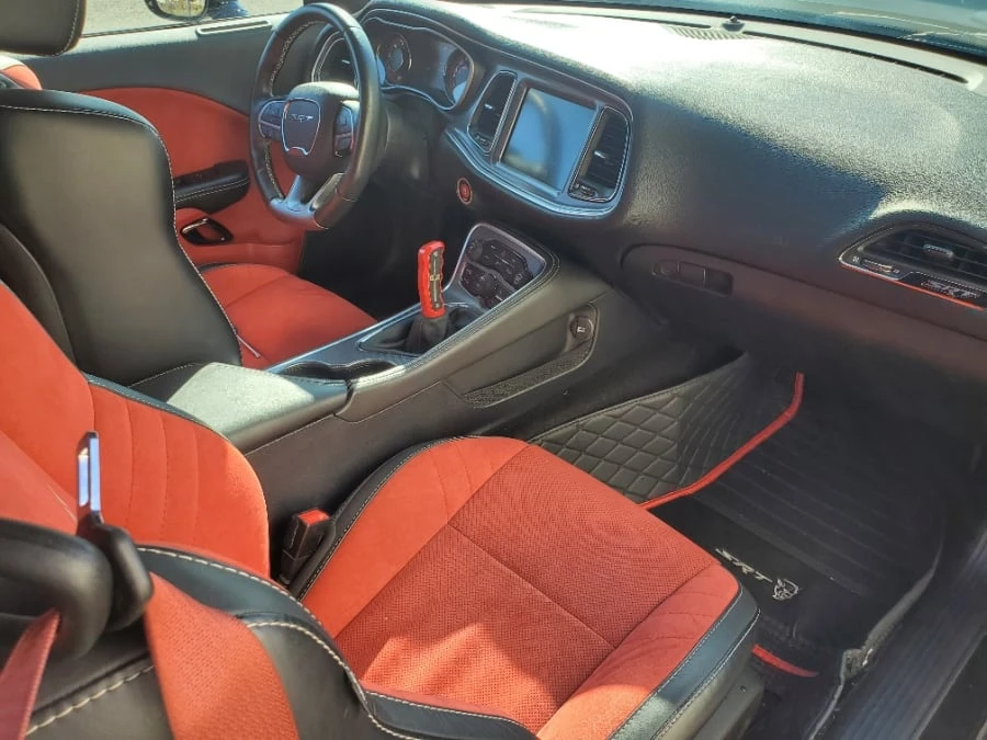 2015 Dodge Challenger SRT Hellcat 3rd Gen - Image 17 of 28