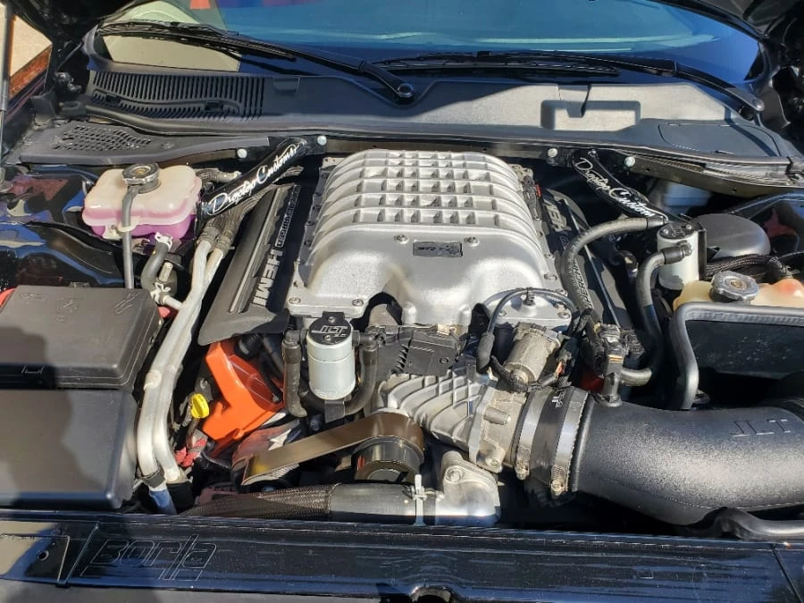 2015 Dodge Challenger SRT Hellcat 3rd Gen - Image 25 of 28