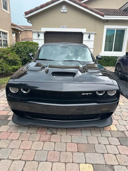 2015 Dodge Challenger SRT Hellcat 3rd Gen - Image 2 of 9