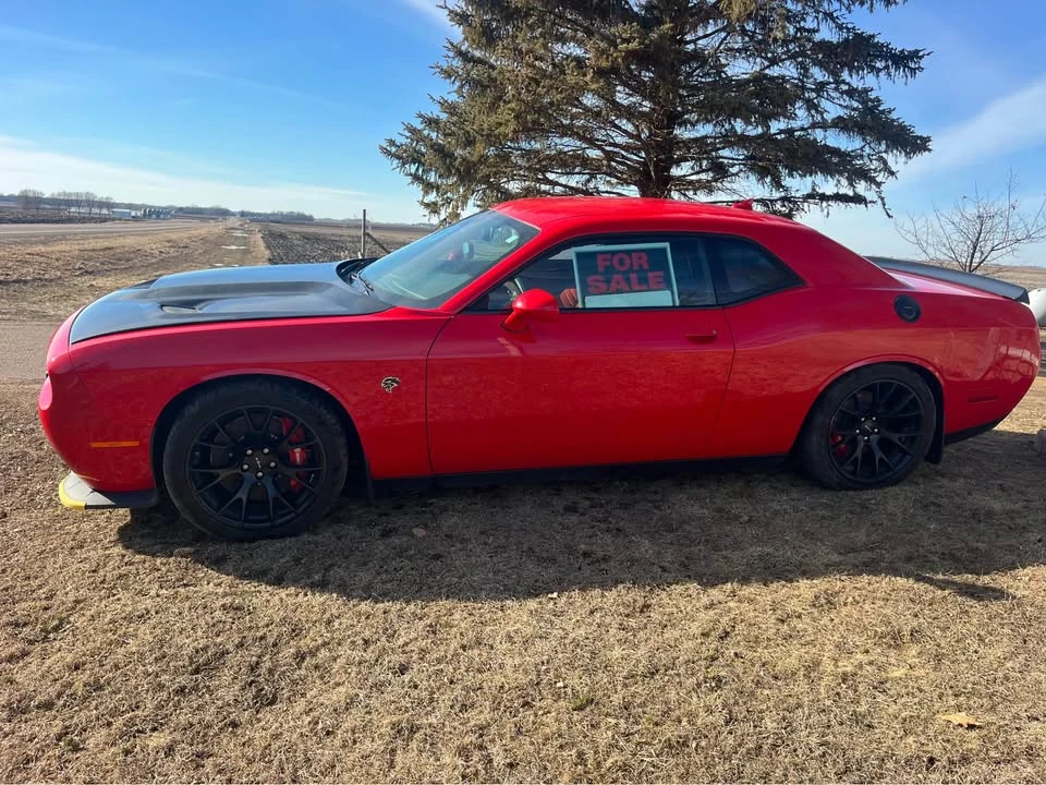 2015 Dodge Challenger SRT Hellcat 3rd Gen - Image 5 of 12