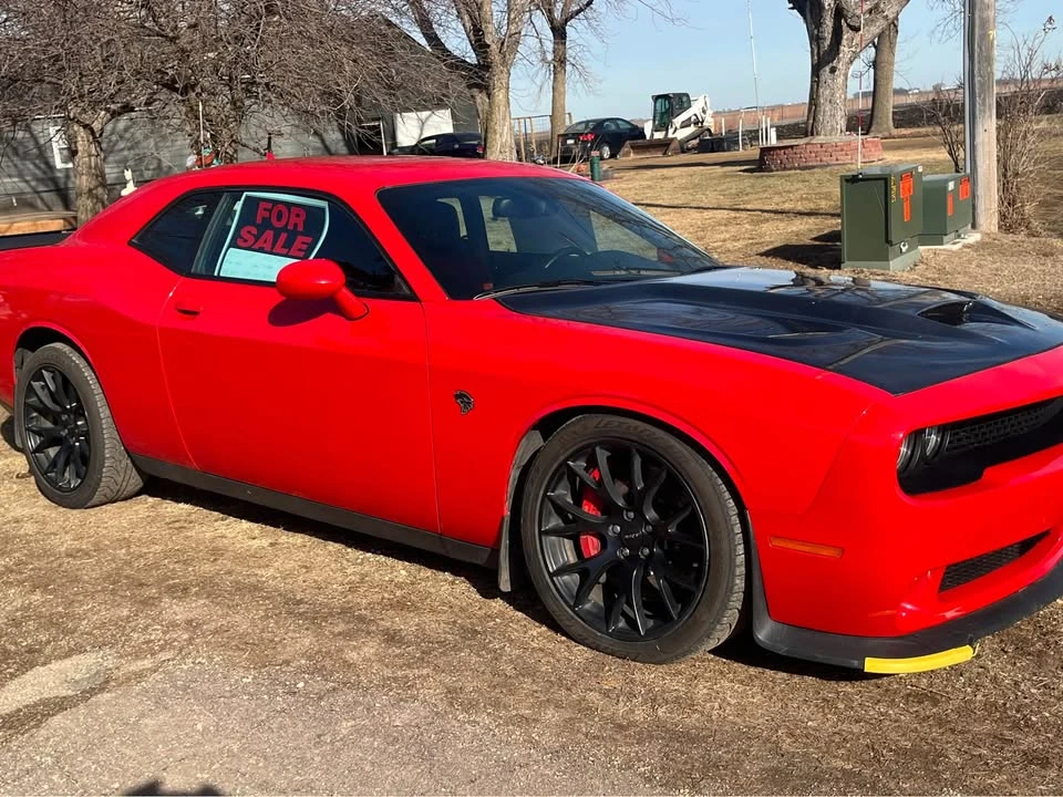2015 Dodge Challenger SRT Hellcat 3rd Gen - Image 9 of 12