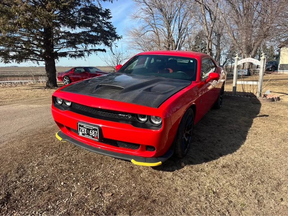 2015 Dodge Challenger SRT Hellcat 3rd Gen - Image 4 of 12