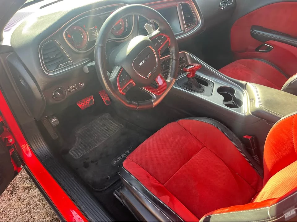 2015 Dodge Challenger SRT Hellcat 3rd Gen - Image 11 of 12