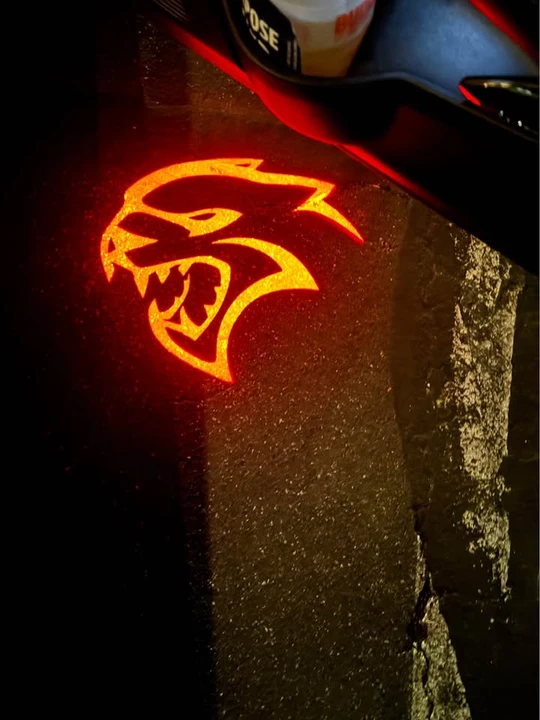 2015 Dodge Challenger SRT Hellcat 3rd Gen - Image 9 of 15