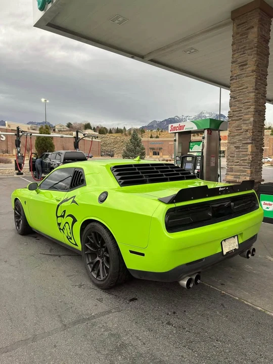 2015 Dodge Challenger SRT Hellcat 3rd Gen - Image 14 of 15