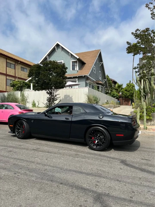 2015 Dodge Challenger SRT Hellcat 3rd Gen - Image 5 of 5