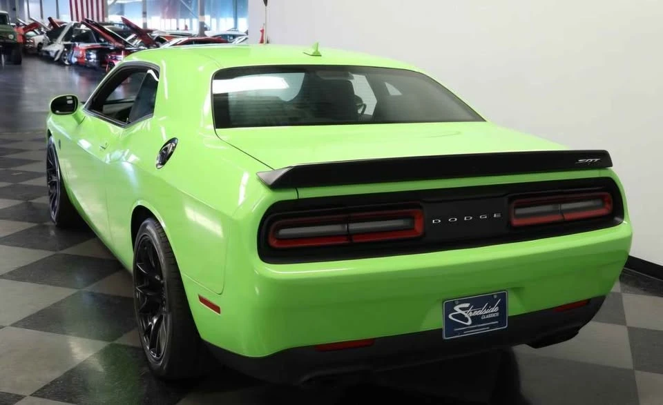 2015 Dodge Challenger SRT Hellcat 3rd Gen - Image 6 of 19