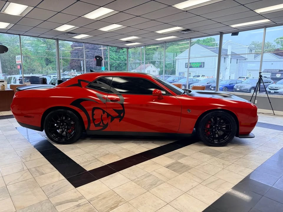 2015 Dodge Challenger SRT Hellcat 3rd Gen - Image 10 of 20