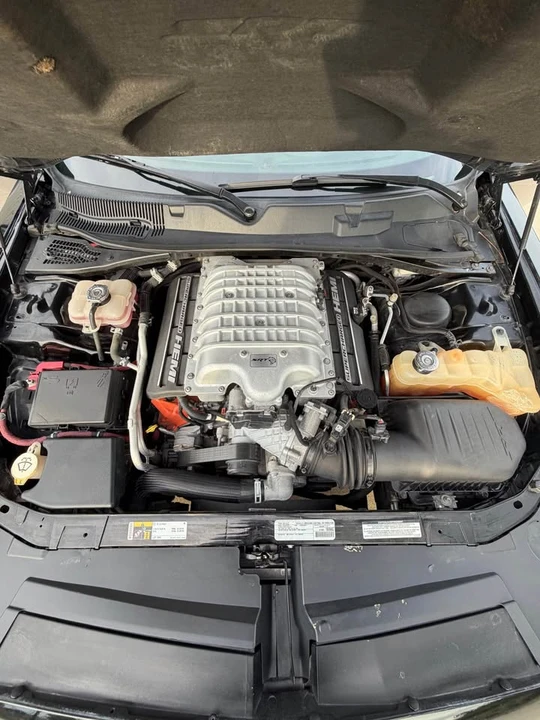 2015 Dodge Challenger SRT Hellcat 3rd Gen - Image 15 of 20
